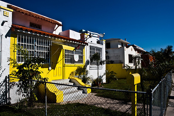 ZV4N5896_Mitown_Book_06