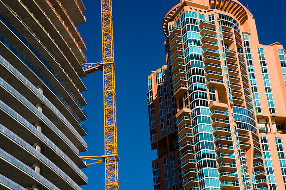 36136_DG_Color_USA_Miami_Beach_FL_Related_GroupZV4N0575