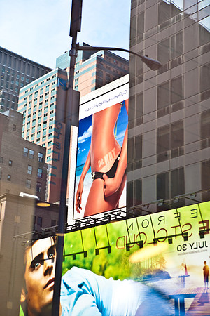 3885_DG_New_York_2010_ZV4N2169