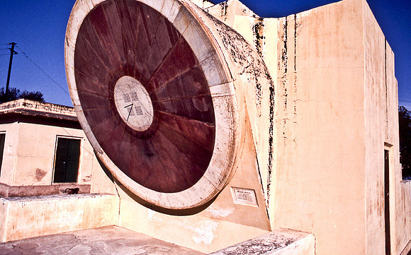 47297_SL_COLOR_INDIA_1987_12