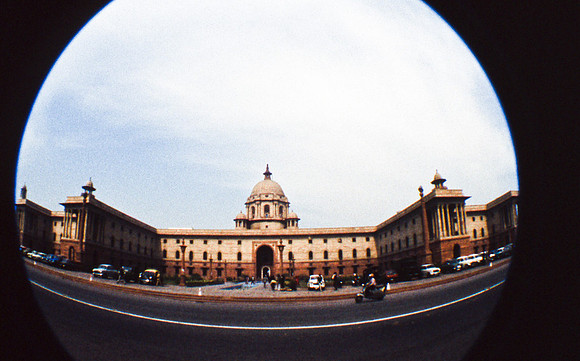 47302_SL_COLOR_INDIA_1987_9