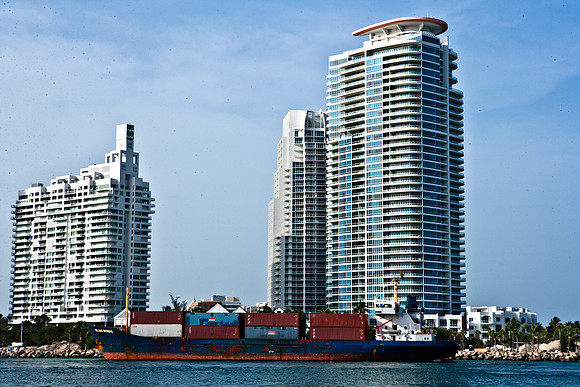 42595South_Miami_Beach_FL_ZV4N6838