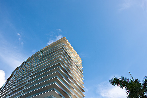 3807_DG_Miami_Beach_FL_5L8Y4874