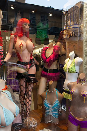 20081023_DVD71_DG_USA_New_Orleans_LA_5L8Y9795_full_blead