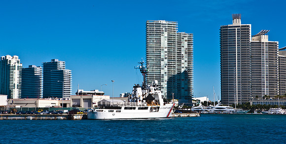 3129_DG_Coast_Guard_Miami_Beach_Marina_Miami_FL_5L8Y1792