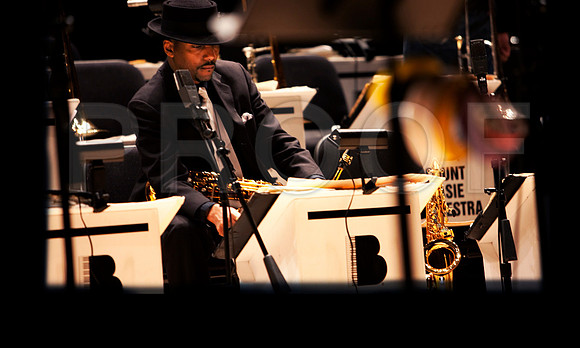 CONCERT_04_171_172