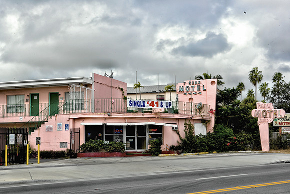36155_DG_Color_USA_Miami_FL_Biscayne_BlvdZV4N6306_Oasis_Biscayne_BLV_Related