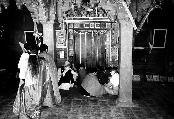 47301_SL_COLOR_INDIA_1987_5