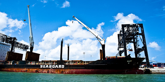 85553_ZV4N_9145-792_Miami_FI_By_Boat_Pinker