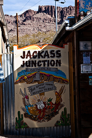 06648_DG_COLOR_OATMAN_ARIZONA_AZ_USA_2007_ZV4N_2049