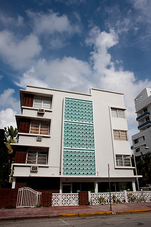 08062010_Miami_Beach_Art_Deco_DG_5L8Y5056