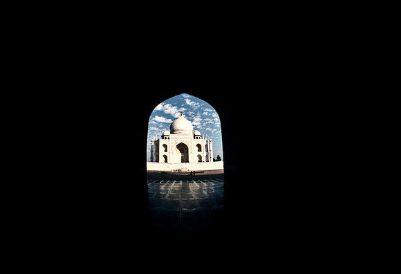 47277_SL_COLOR_INDIA_1987_13