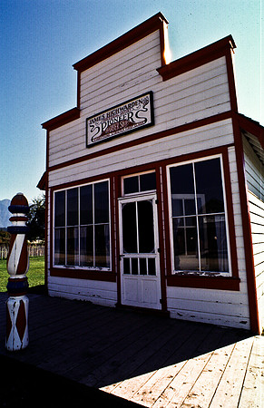 06841_B19_SL_COLOR_BANFF_TO_RADISSON_HOT_SPRINGS_TO_FORT_STEEL_HWY93_95_BC_WS_97_09.jpg