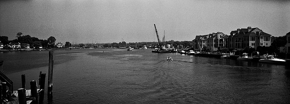 6046_FM_BW_XPAN_CA_02_3.jpg