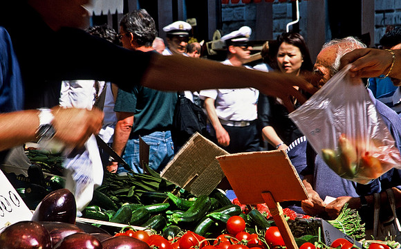 3781_SL_COLOR_AROUND_THE_WORLD_IN_8_MONTHS_APRIL_2000_12