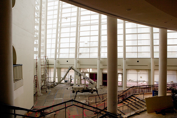 84692_ZV4N_2052_Performing_Art_Center_FL_USA