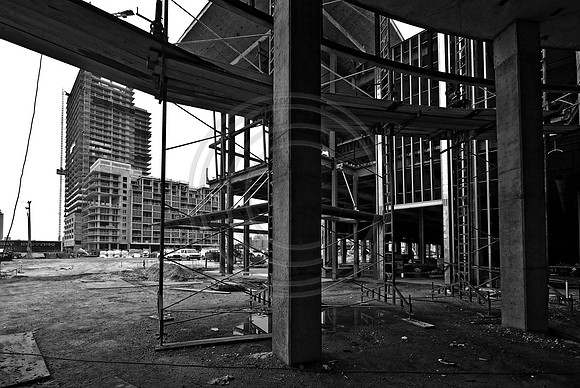 MDT33137_DG_DSC_MIDTOWN_BW_1409