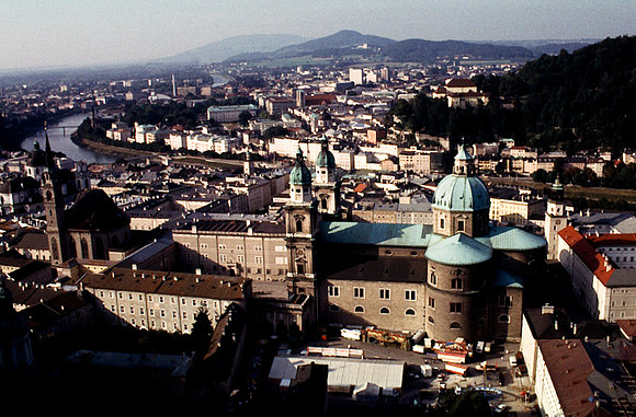 2540_SL_BOX_I_COLOR_AUSTRIA_2