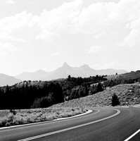 7548_B3P1_12_BW_SQ_MT_01_1.jpg