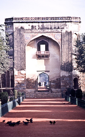 47298_SL_COLOR_INDIA_1987