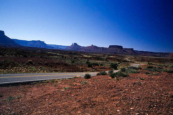 06766_B10_SL_COLOR_COLORADO_TO_CISCO_MOAB_HWY128_C0_97_0808.jpg