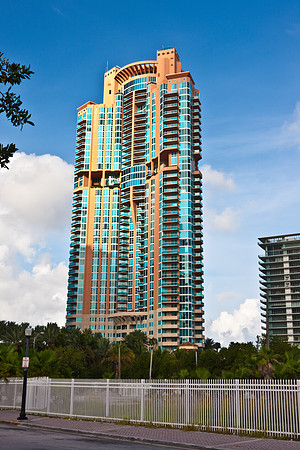 3807_DG_Miami_Beach_FL_5L8Y4736