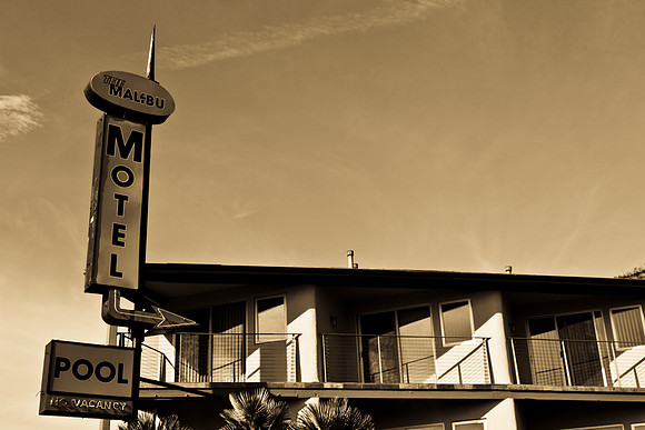 36116_DG_CALIFORNIA_USA_2007_ZV4N_0574-2