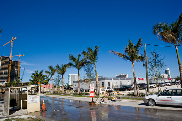36136_DG_Color_USA_Miami_Beach_FL_Related_GroupZV4N0432