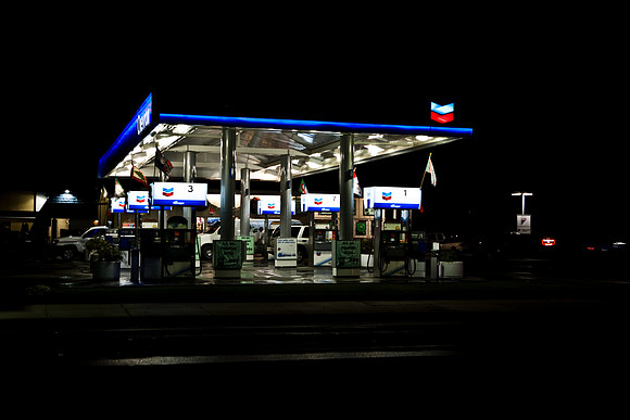 36372_DG_COLOR_BAKER_CALIFORNIA_CA_USA_2007_ZV4N_3677