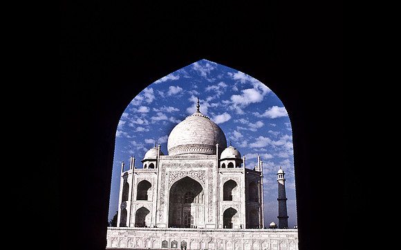47270_SL_COLOR_INDIA_1987_10