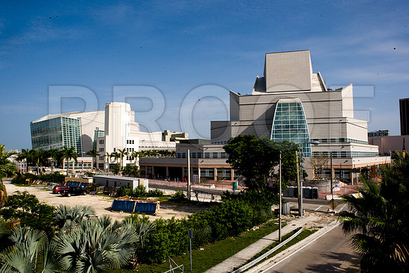 84691_2008_DG_Color_USA_Miami_FL_ZV4N1809