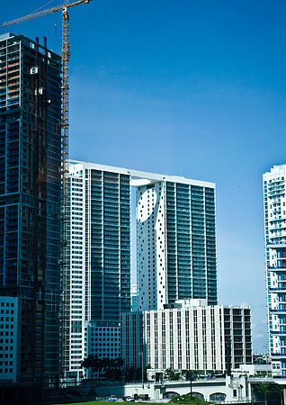 85465_FL_DG_ZV4N4279