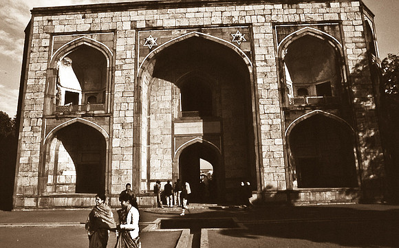 47305_SL_COLOR_INDIA_1987_19
