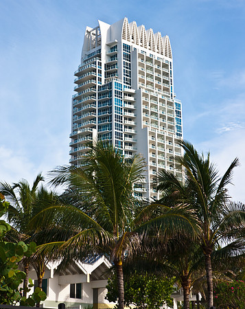 3807_DG_Miami_Beach_FL_5L8Y4811