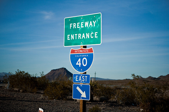06647_DG_COLOR_ROUTE_66_TO_NEEDLES_CALIFORNIA_CA_USA_2007_ZV4N_658