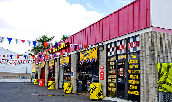 36157_DG_Color_USA_Miami_FL_Biscayne_BlvdZV4N6710_Oasis_Biscayne_BLV_Related