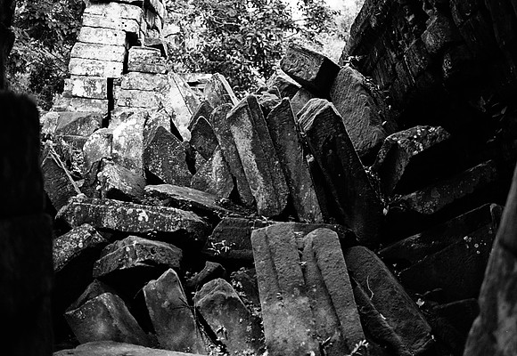 62456_2008_FM_BW_Temples_SlemReap_Cambodia_023