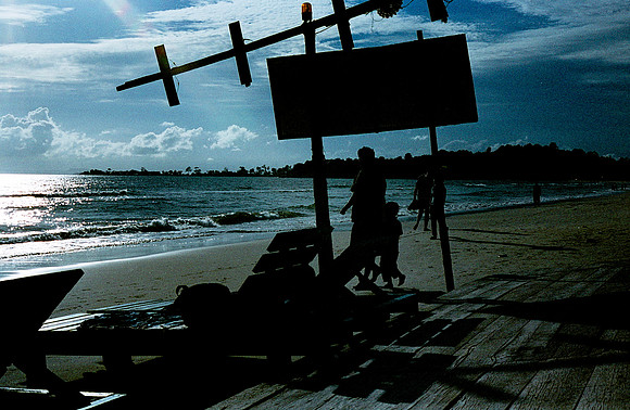 62445_2008_FM_Color_Cambodia_037