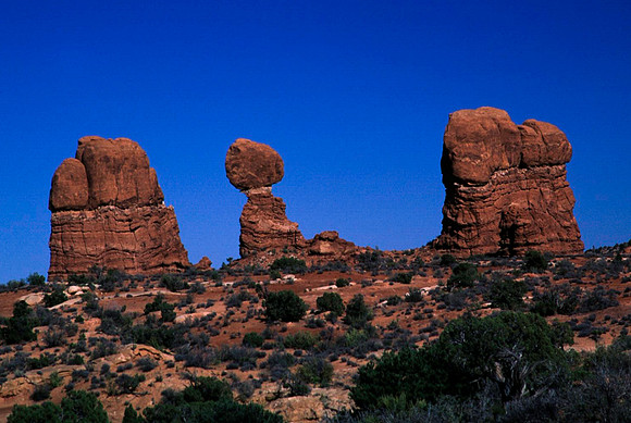 06771_B10_SL_COLOR_SL_COLOR_ARCHES_NAT_PARK_UT_97_0404.jpg