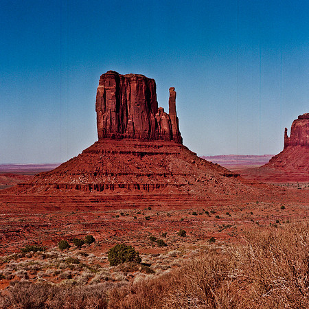 2298_FM_COLOR_AZ_02_4.jpg