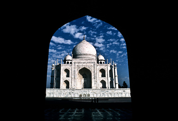47277_SL_COLOR_INDIA_1987_11