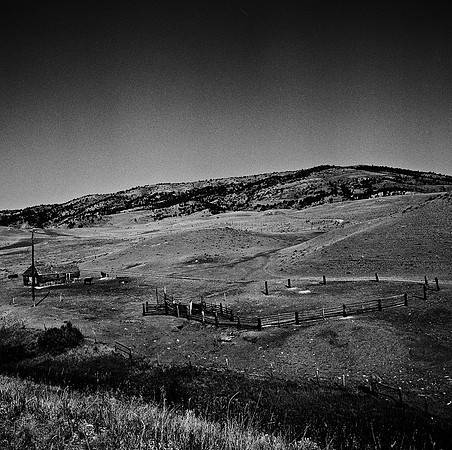 7557_B3P1_11_BW_MOUNTAINS_MT_01.jpg