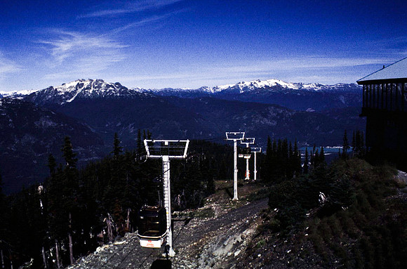 06813_B19_SL_COLOR_WHISTLER_WS_97_20.jpg