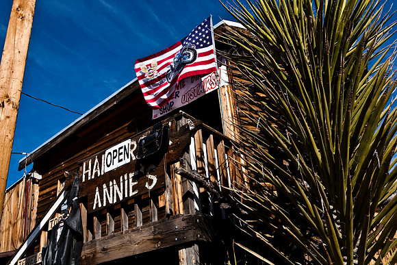 06648_DG_COLOR_OATMAN_ARIZONA_AZ_USA_2007_ZV4N_978