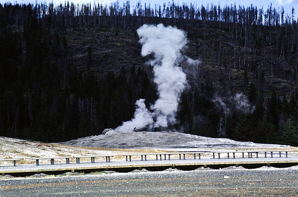 47655_B11_SL_COLOR_SODABUTE_YELLOWSTONE_WY_97_02.jpg