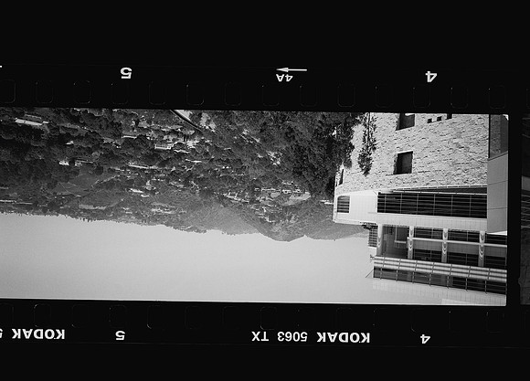 36072_BW_XPAN_Getty_Museum_Los_Angeles_CA_03_130