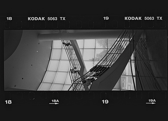 36072_BW_XPAN_Getty_Museum_Los_Angeles_CA_03_139