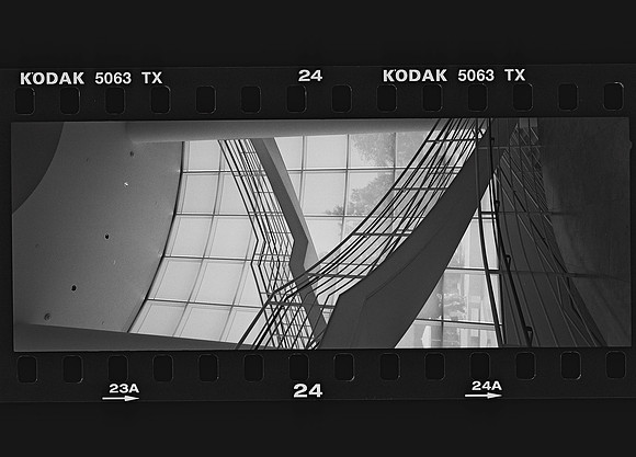 36072_BW_XPAN_Getty_Museum_Los_Angeles_CA_03_142