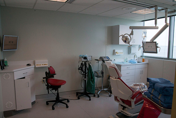20040418_Jeff_Blum_Dental_Mount_Sinai_Miami_FL4998