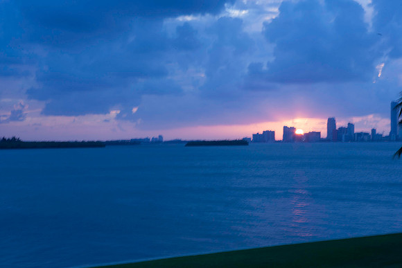 20071013_Miami_Sunset_Skyline_FL_ZV4N9086